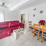 Homely Club Nautico 公寓 托雷维耶哈
