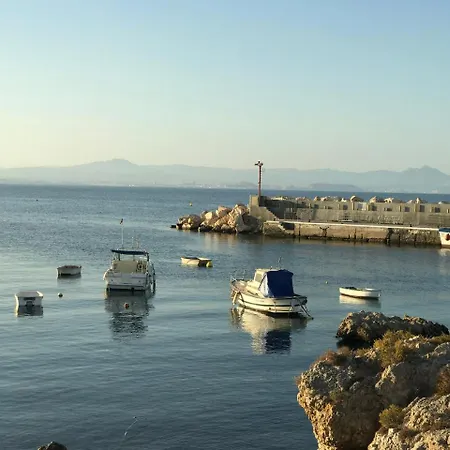 Homely Club Nautico