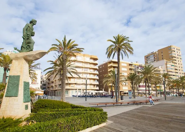 Homely Club Nautico Apartment Torrevieja