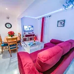 Homely Club Nautico